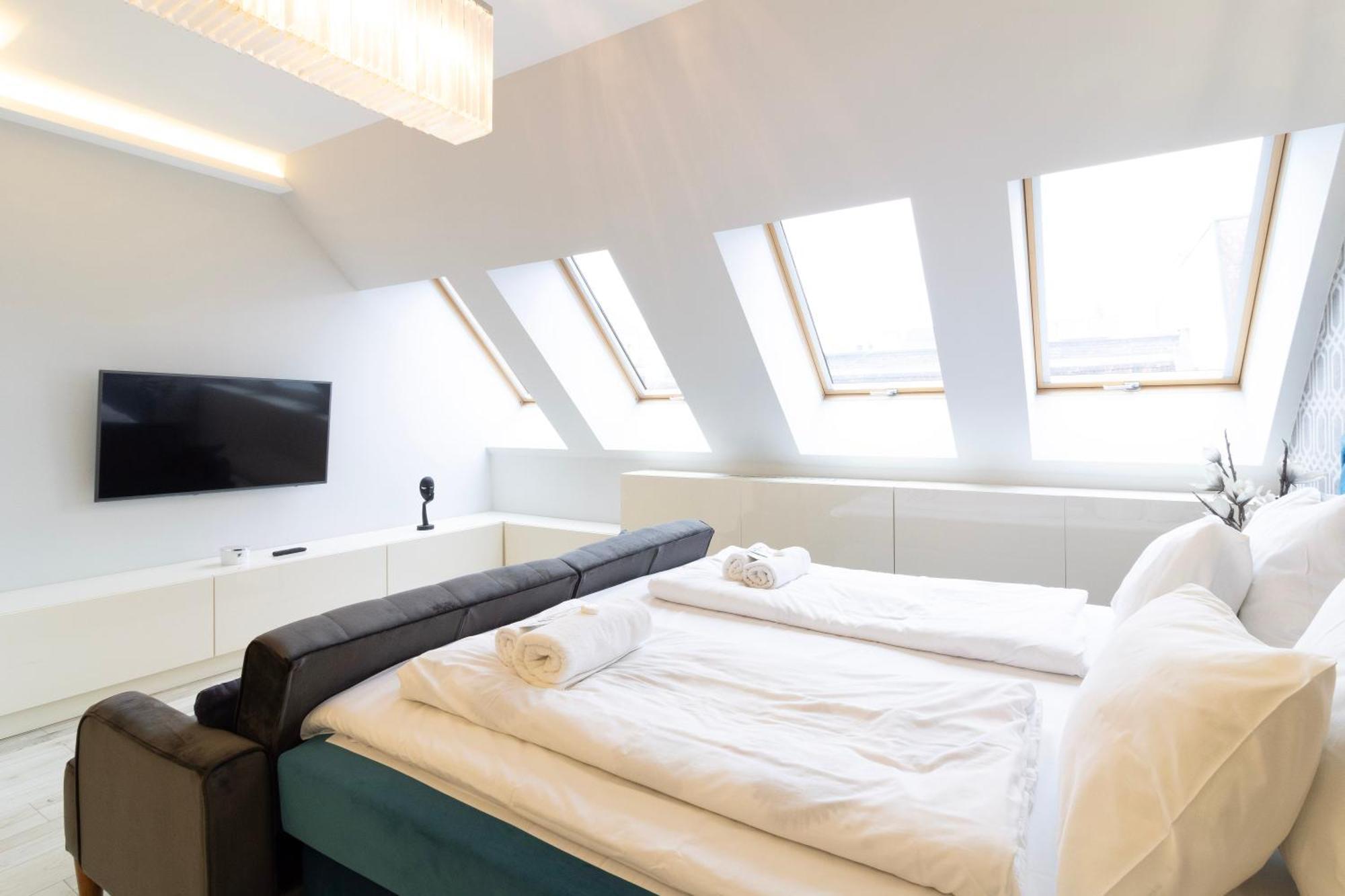 Jacuzzi Roofterrace Luxury Over The Opera Будапеща Екстериор снимка